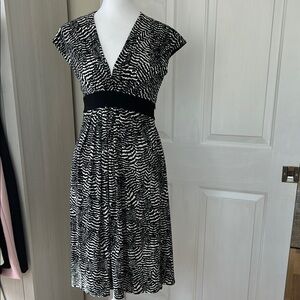 Maggy London Black and White A-line Midi Dress